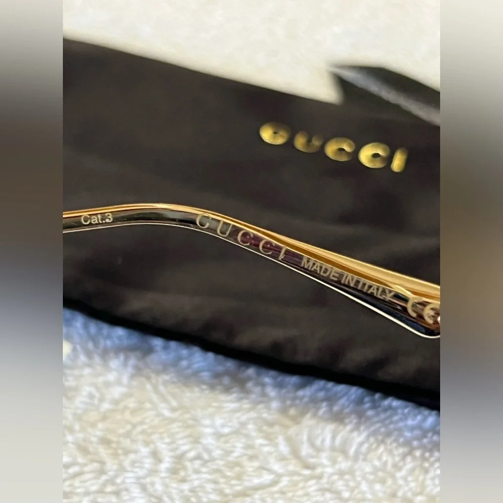 ❌SOLD❌ Gucci GG0535S Black/Grey Butterfly/Square Ladies Sunglasses 001 56x16x135 - Picture 8 of 13